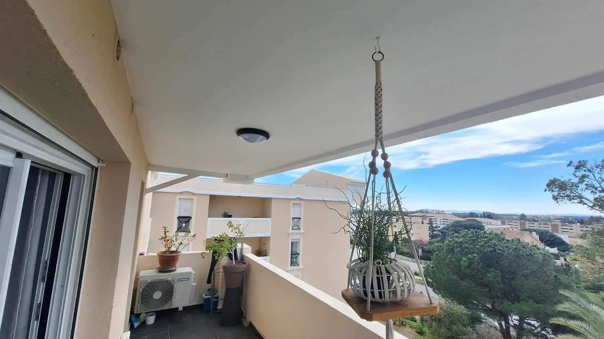 Bel Appartement Moderne Avec Piscine Hyeres Apartment