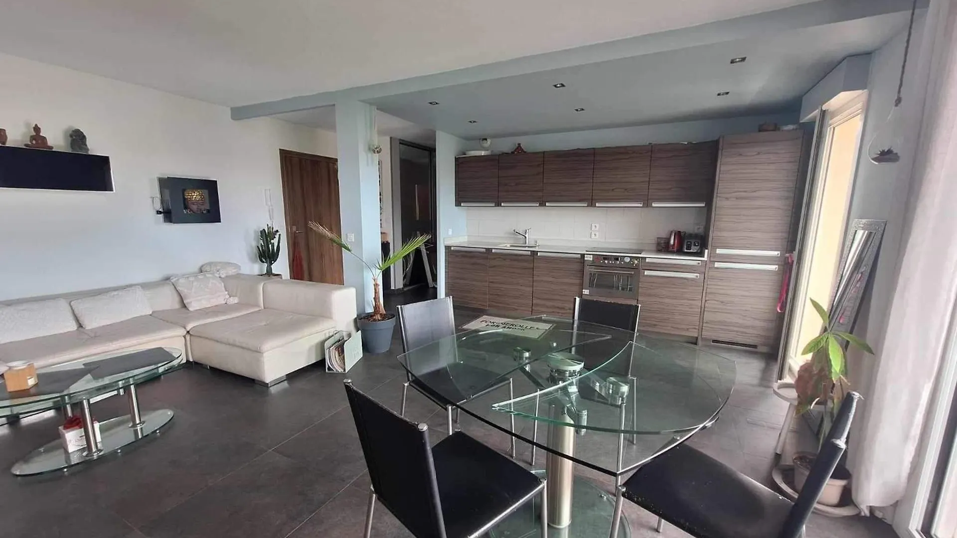 Bel Appartement Moderne Avec Piscine Hyeres